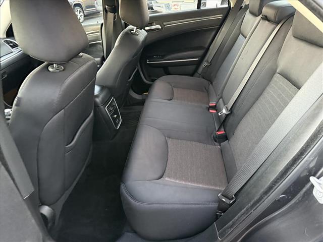 2020 Chrysler 300 Touring