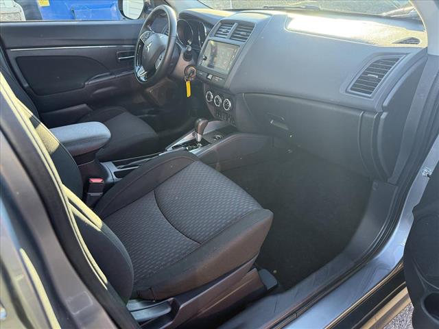 2019 Mitsubishi Outlander Sport LE