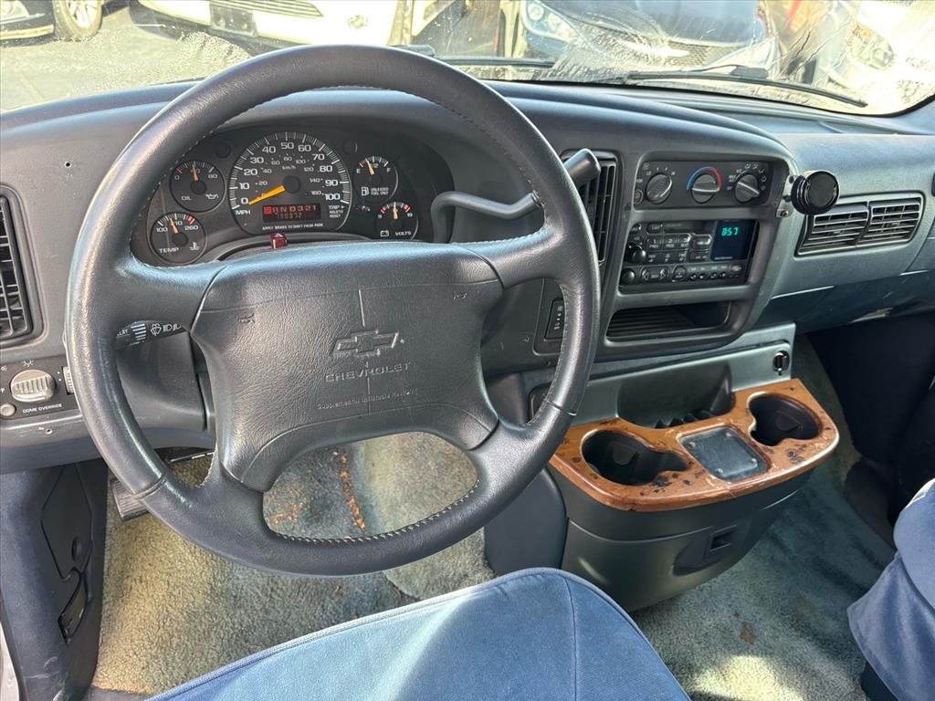 1996 Chevrolet G10 - Photo 14