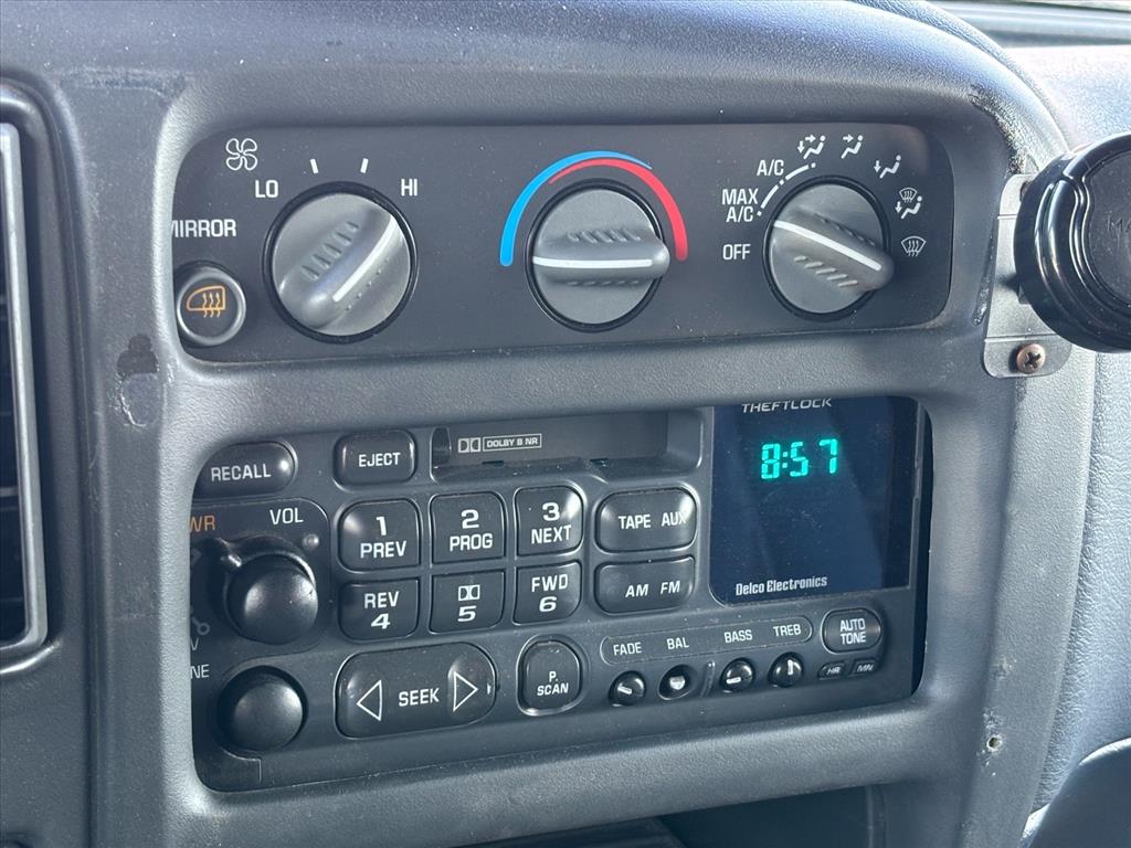 1996 Chevrolet G10 - Photo 17