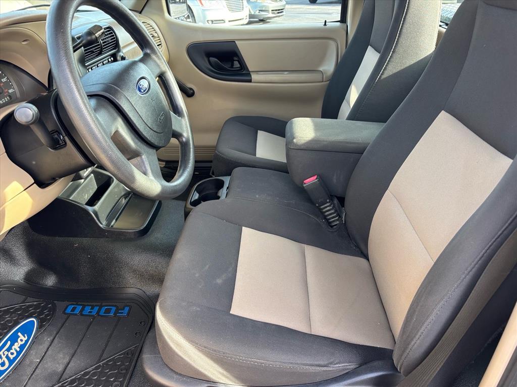 2004 Ford Ranger XL - Photo 8