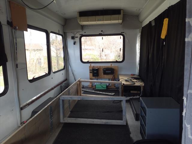 2013 Ford E-Series E-350 SD