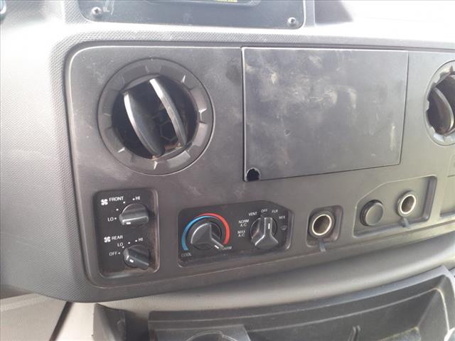 2013 Ford E-Series E-350 SD