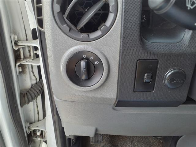 2013 Ford E-Series E-350 SD