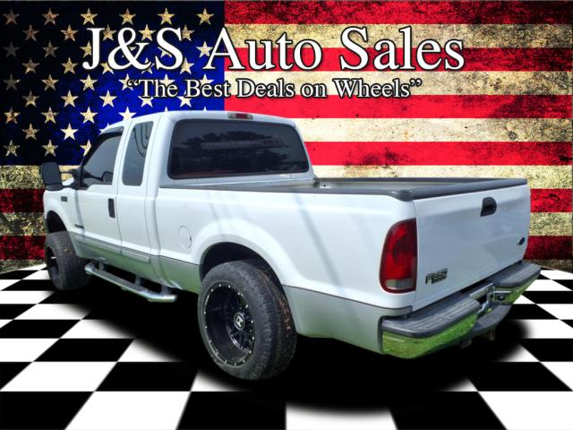 2001 Ford F-250 Super Duty XLT