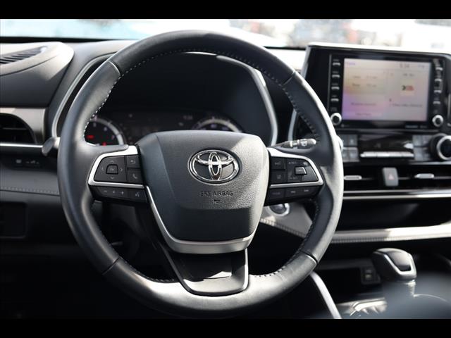 2022 Toyota Highlander XLE AWD