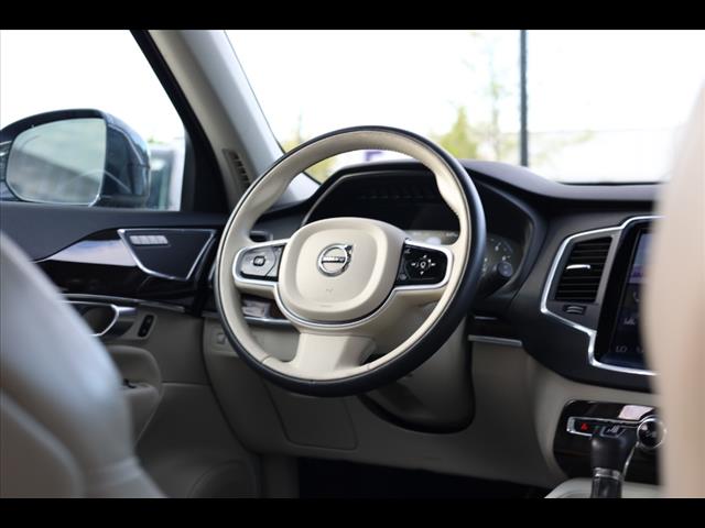 2019 Volvo XC90 T6 AWD MOMENTUM