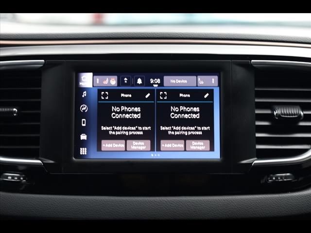 2023 Chrysler Voyager LX FWD