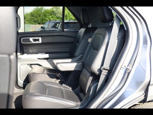 2023 Ford Explorer XLT 4WD
