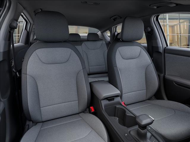 2025 Kia K4 LXS FWD