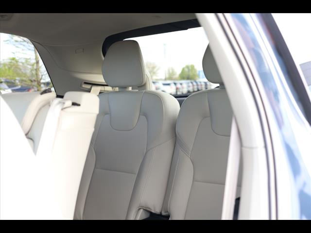 2019 Volvo XC90 T6 AWD MOMENTUM
