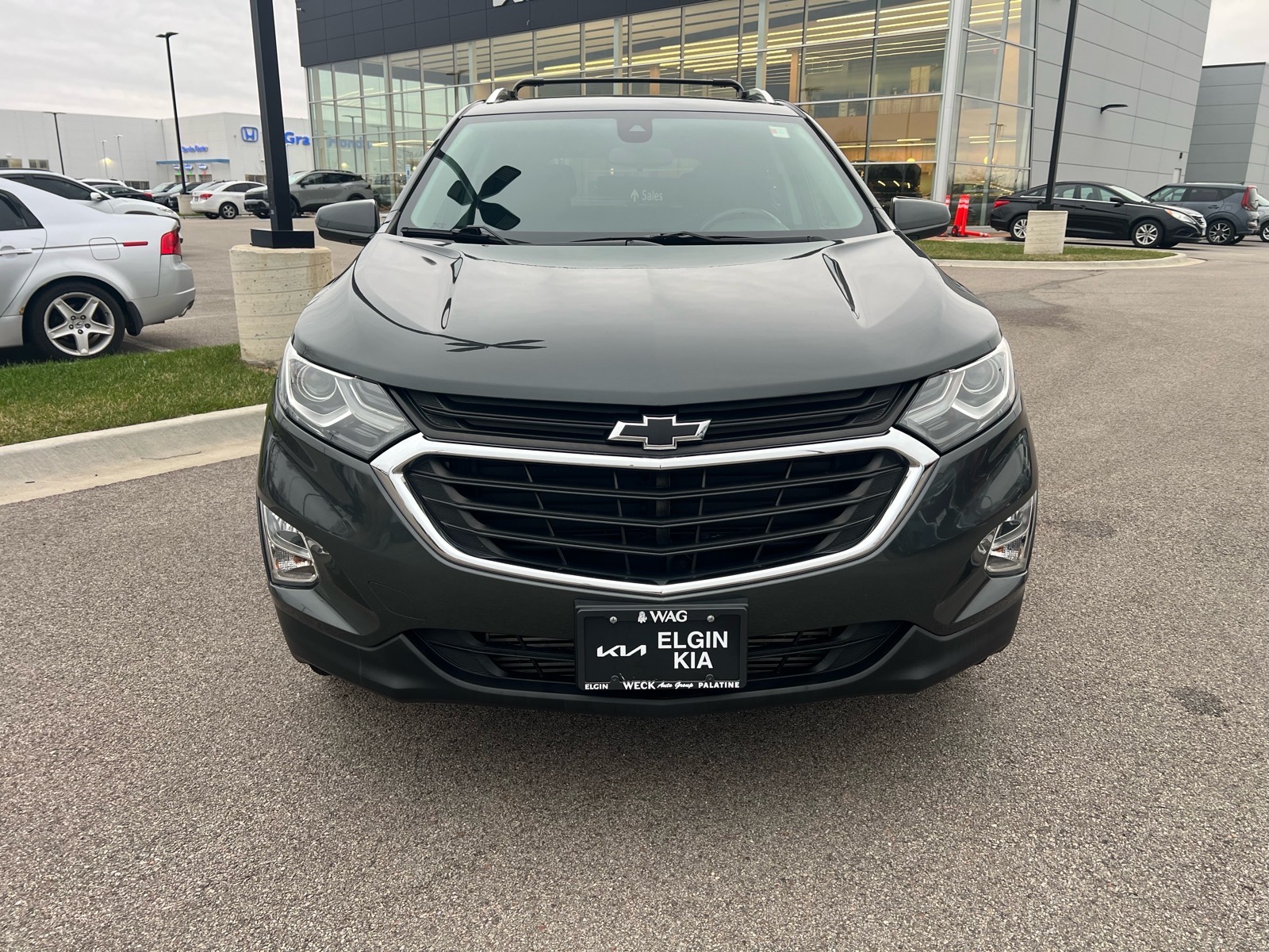 View vehicle photo 2