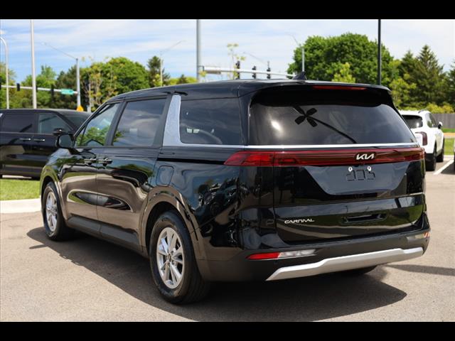 2024 Kia Carnival LX FWD W/SEAT PKG