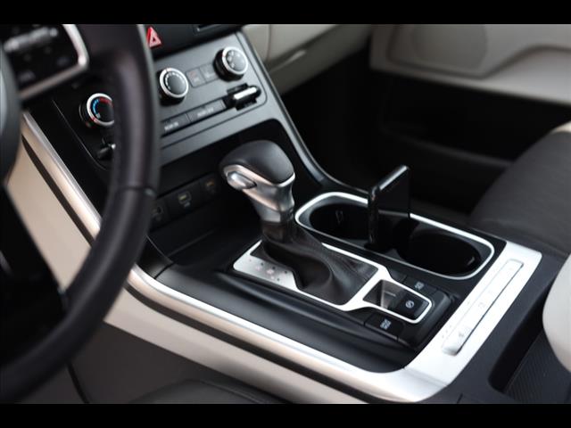 2024 Kia Carnival LX FWD W/SEAT PKG