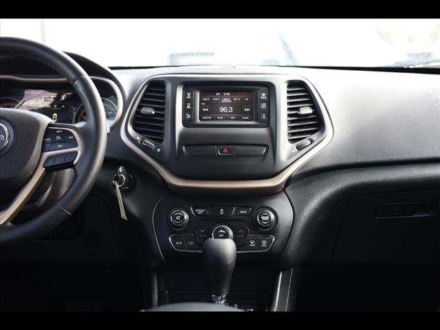 2016 Jeep Cherokee FWD 4DR LATITUDE
