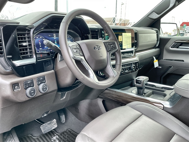 2025 Chevrolet Silverado 1500 RST