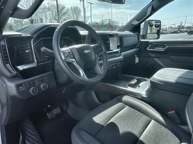 2025 Chevrolet Silverado 2500HD LT