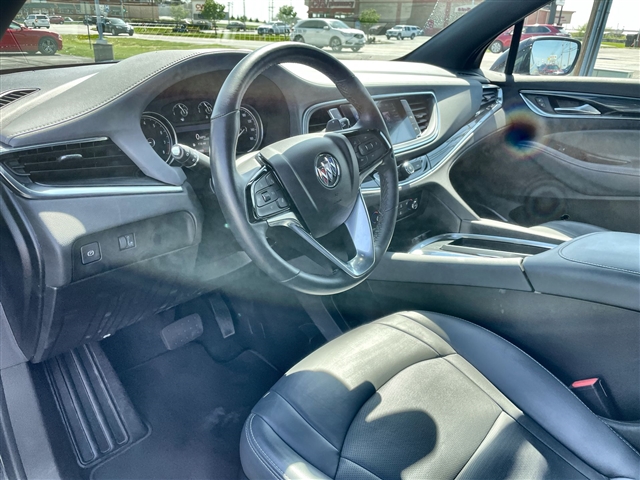 2022 Buick Enclave Essence