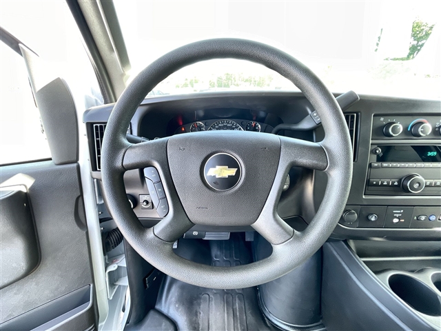 2024 Chevrolet Express 3500