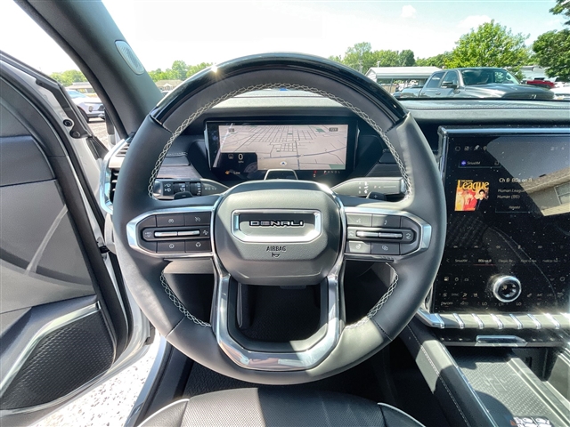 2025 GMC Acadia Denali