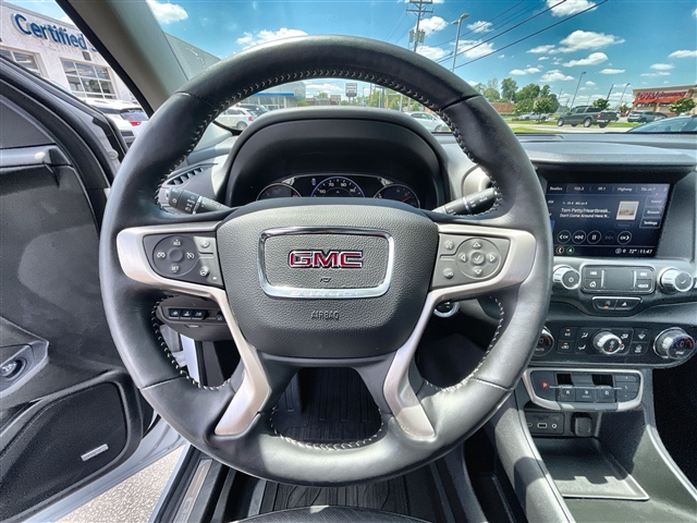 2022 GMC Terrain Denali