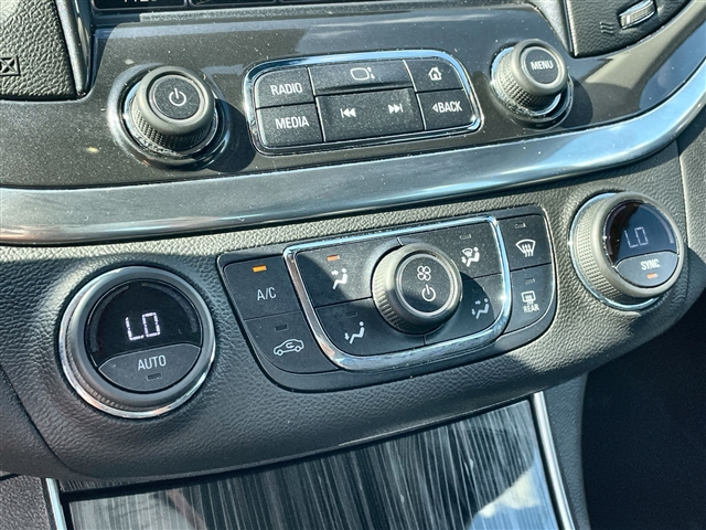 2017 Chevrolet Impala LT 1LT