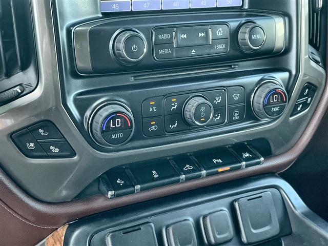 2017 Chevrolet Silverado 1500 High Country