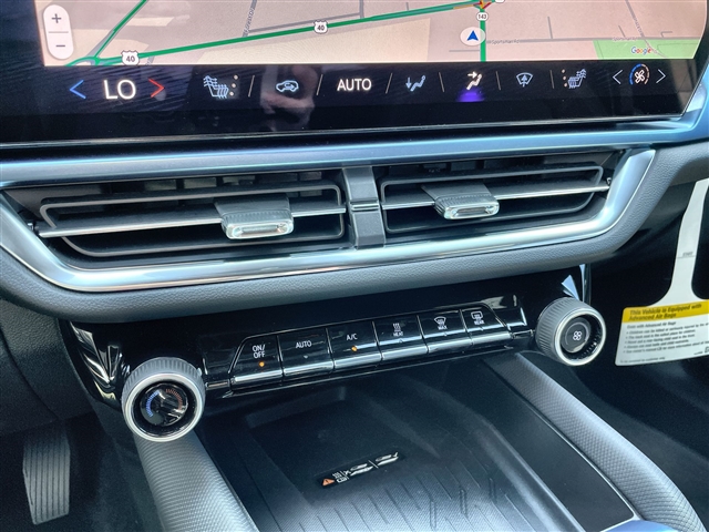 2025 Chevrolet Equinox EV LT2