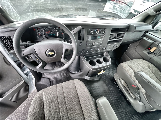 2024 Chevrolet Express 3500
