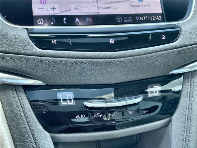 2020 Cadillac XT5 Premium Luxury
