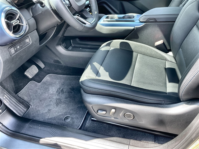 2025 Chevrolet Equinox EV LT2