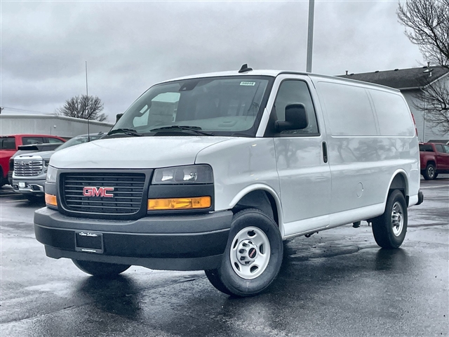 2025 GMC Savana