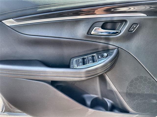 2017 Chevrolet Impala LT 1LT