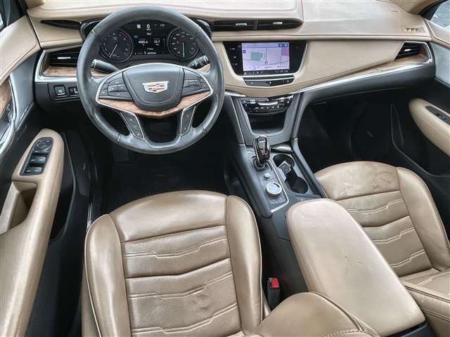 2021 Cadillac XT5 Premium Luxury
