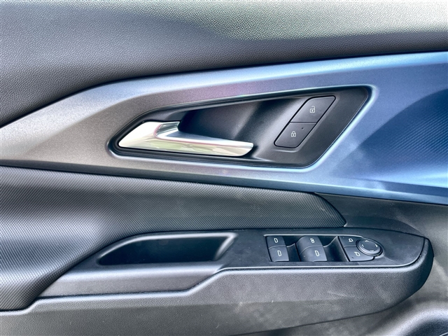 2025 Chevrolet Equinox EV LT2