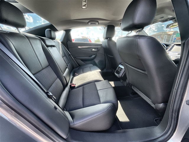 2017 Chevrolet Impala LT 1LT