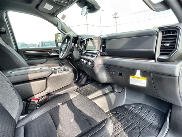 2025 GMC Sierra 2500HD SLE