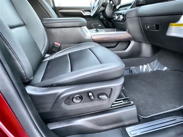 2025 GMC Sierra 2500HD SLT