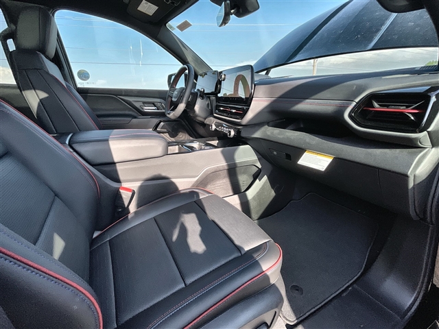 2025 Chevrolet Silverado EV RST