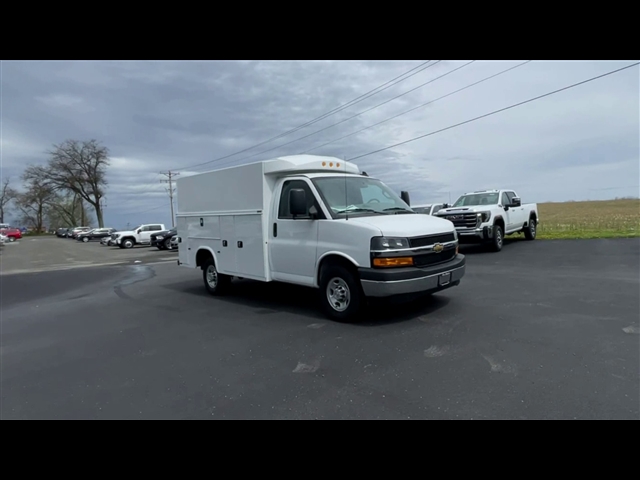 2024 Chevrolet Express 3500