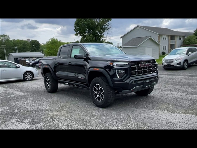2025 GMC Canyon AT4