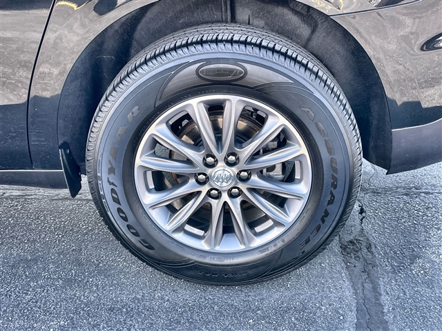 2022 Buick Enclave Essence