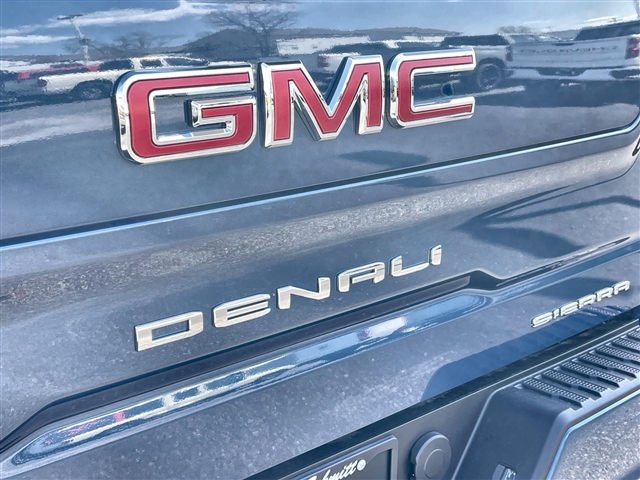 2025 GMC Sierra 1500 Denali