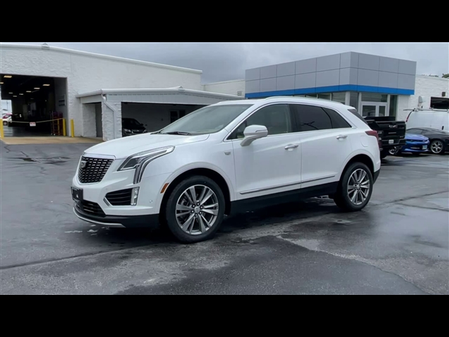 2021 Cadillac XT5 Premium Luxury