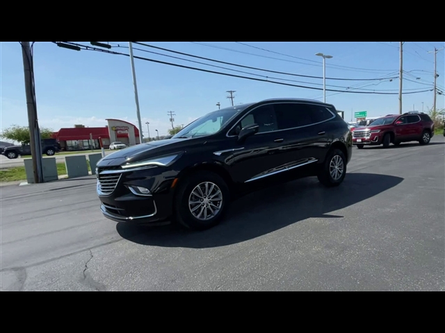 2022 Buick Enclave Essence