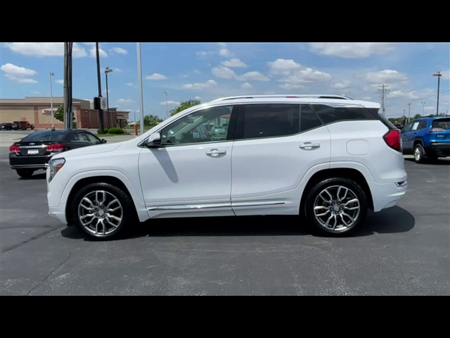 2022 GMC Terrain Denali
