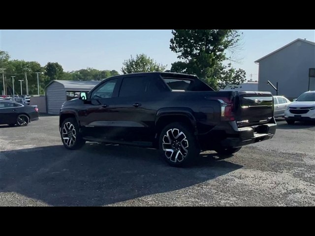 2025 Chevrolet Silverado EV RST