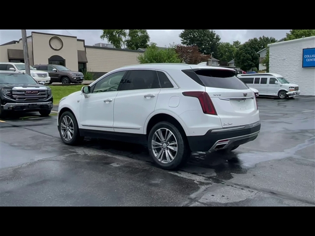 2021 Cadillac XT5 Premium Luxury