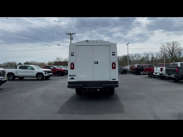 2024 Chevrolet Express 3500