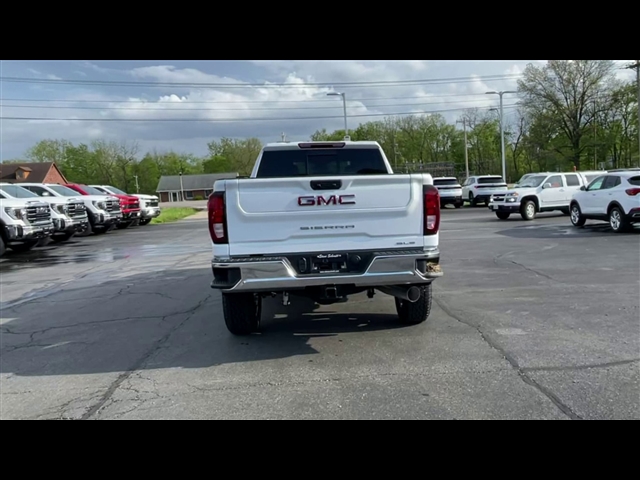 2025 GMC Sierra 2500HD SLE